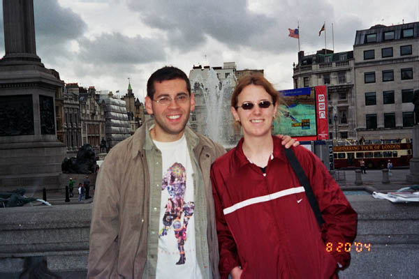 jim_kathleen_trafalgar_square