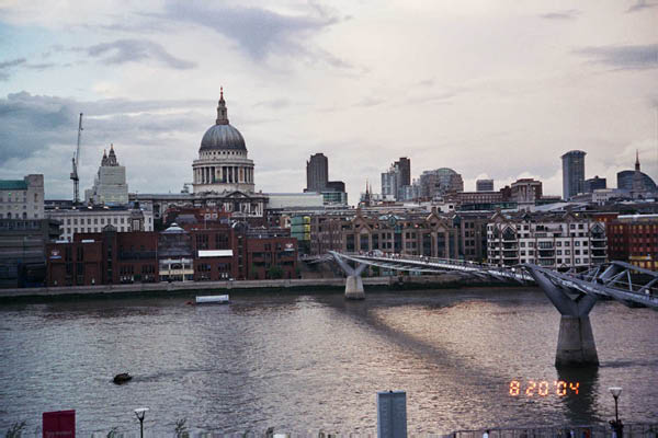 millenium_bridge