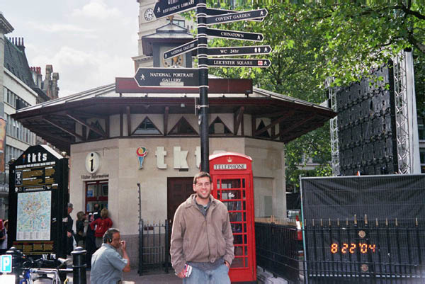 jim_red_telephone