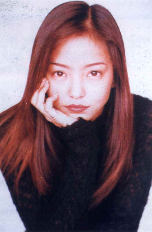 Amuro65.jpg (32015 bytes)