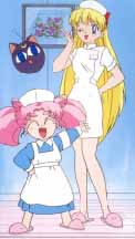 Minako y Chibiusa vestidas de enfermeras