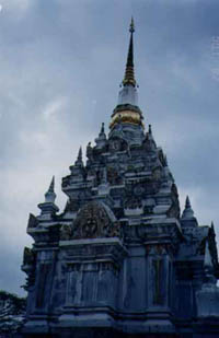 n04.jpg (16075 bytes)