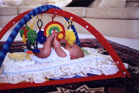 004-akane_infant_gym