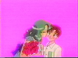 [So sweet, ne? Courtesy of the *Sailor Moon Cell Gallery*, link to them if you take it!]