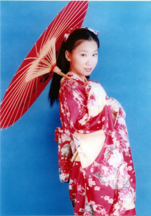 me (23192 bytes)