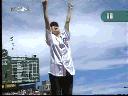 Shania hams it up after throwing out the ceremonial first pitch before the Chicago Cubs-Philadelphia Phillies at Wrigley Field in Chicago, Thursday, July 24, 2003