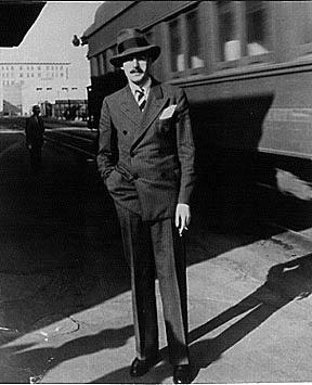 hammett.jpg (21142 bytes)