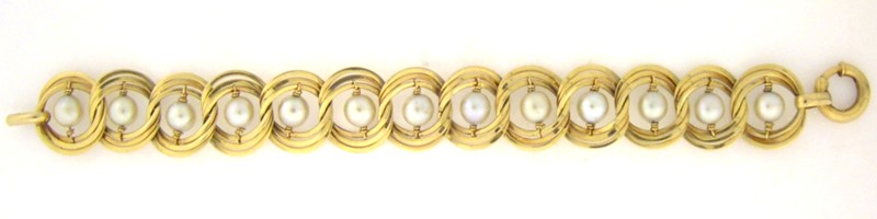 Pearls and Gold Triple Ring Bracelet