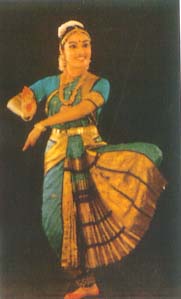 Bharathnatyam.jpg (8702 bytes)