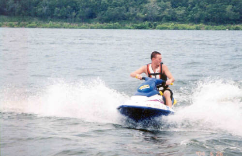 jet ski at tenkiller