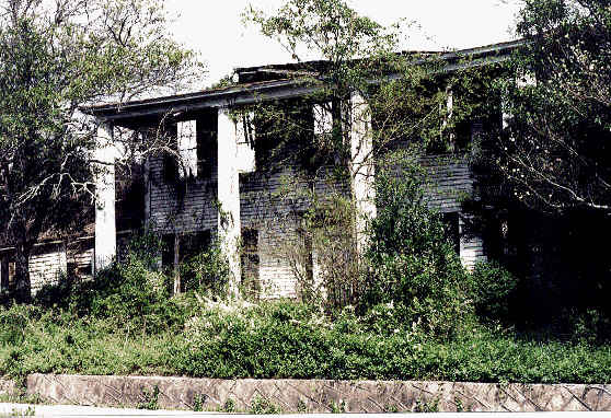 [Dream House]