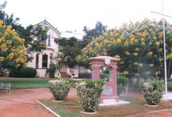 grounds_th