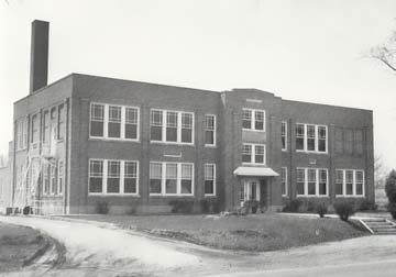 bldg.jpg (13095 bytes)