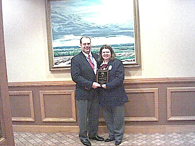 award.JPG (91487 bytes)