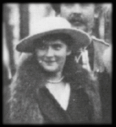 Anastasia, Olga, and Nicholas, Mogilev, 1916