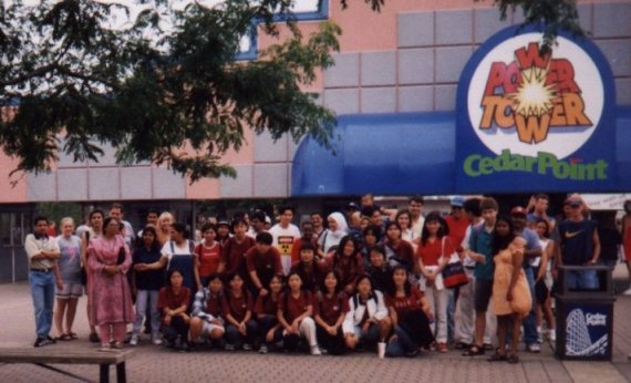 Group picture of those who went to Cedar Point