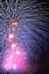 fireworks02.jpg (10260 bytes)