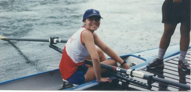 97_rowing_R.jpg (42664 bytes)