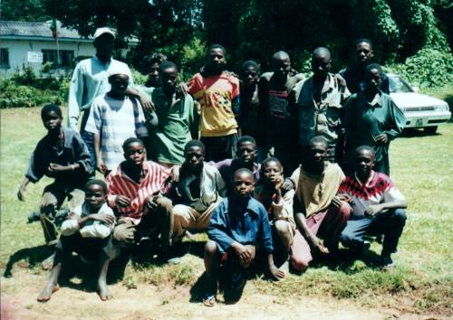 Click here to go to the "New Life Ministries" site dedicated to their work with the streetkids.