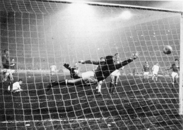 United v. Nottingham Forest in April 1969