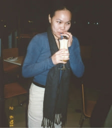16_anne_drink.jpg