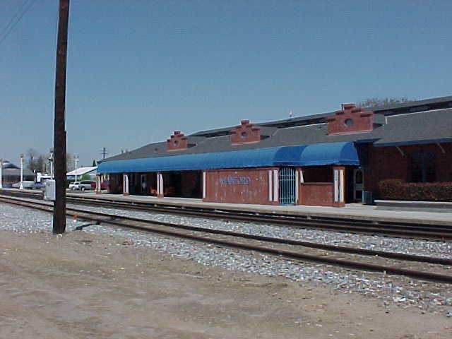 Hanford/hojo3.jpg - 31727 Bytes