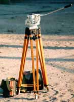 tripod.jpg (14367 bytes)