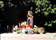 1-5-007.jpg (18349 bytes)