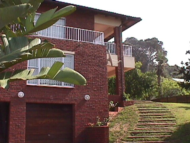 19 S BEACH 2.jpg (64732 bytes)