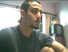Bueno y ac les presento al mas nuevito de mis ciberamigos, el se llama FREDY y es la persona que me esta dando algunos consejitos para mejorar mi pagina.