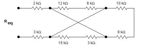 Se debe redibujar el circuito.
Aunque los puntos que unen cada diagonal
representan el mismo nodo, te sugiero que les asignes letras
diferentes a los cuatro para
ubicarlos mejor.