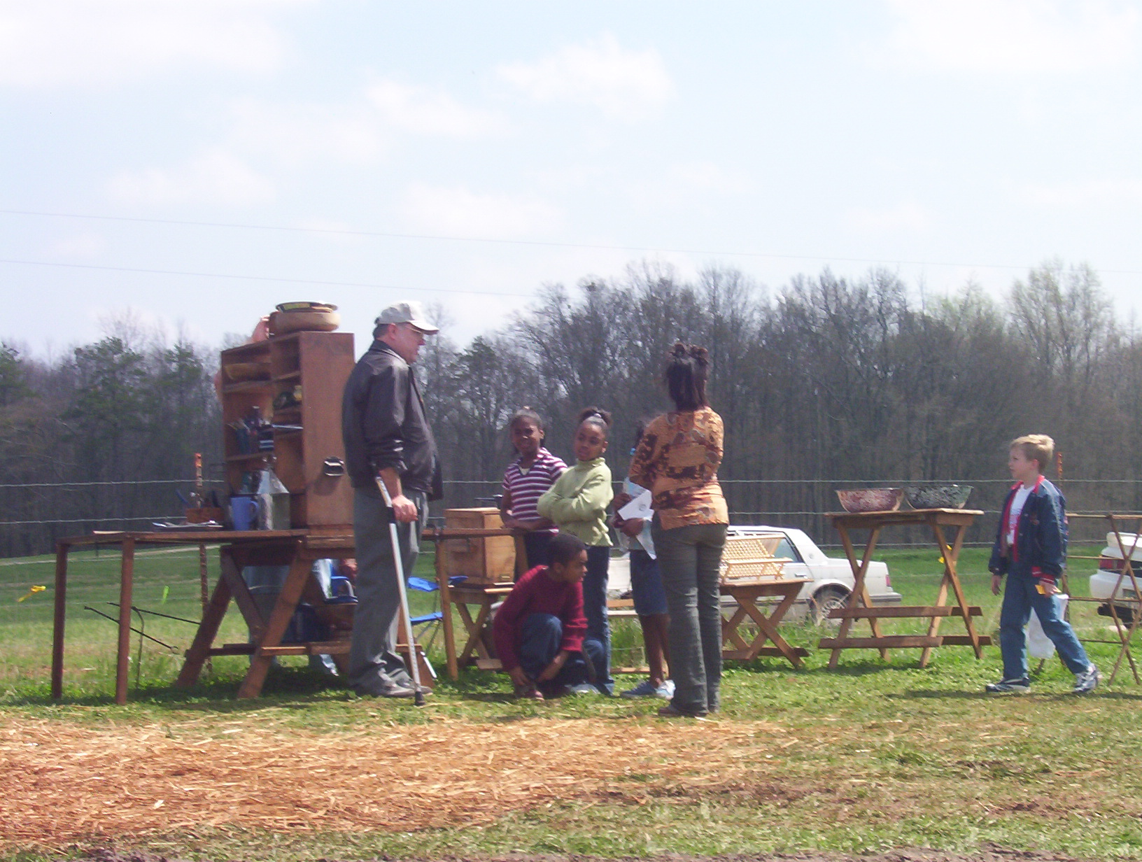 camp kitchen demonstrated to students