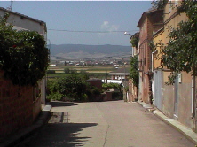 calle mirando al valle del r�o Tuerto