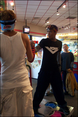 Getting in a few games before the tournament - Jupie getting ready to freestyle with an Albany player.