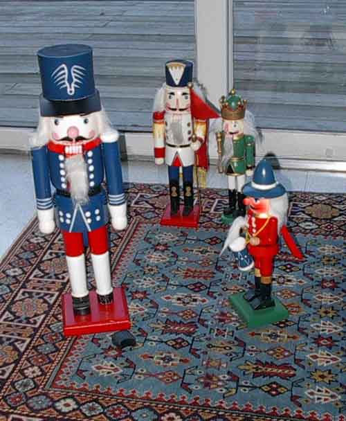  Nutcracker 