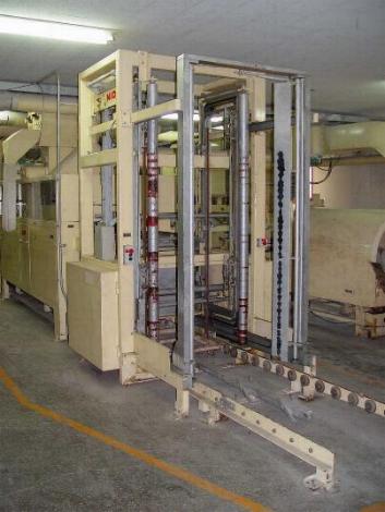 Stacker.jpg - 29748 Bytes