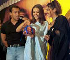 Salman, Ash & Ravs