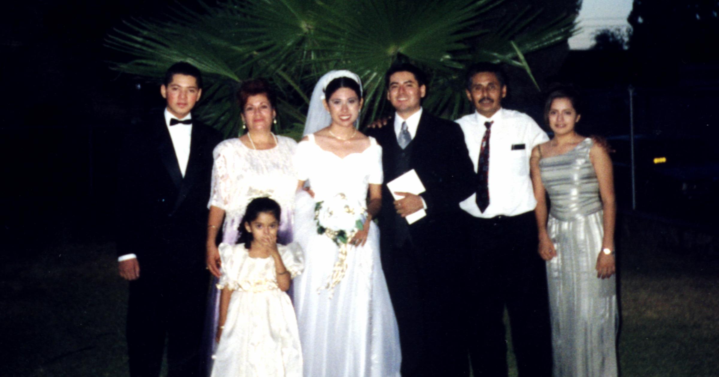 Jos Luis, Arely, mi madre Mara, Maribel, Isaac, mi padre Jos Luis y Priscila