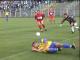 Strmer Hans-Jrgen Wei am Boden und BFV-Keeper Ronny Glckner heschtet sich nach dem Ball!