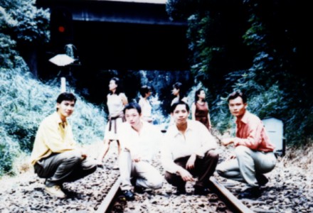 guys_4183_04.jpg (46438 bytes)