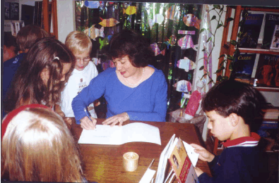 Lan�amento do Livro Monteiro Lobato - Crian�as Famosas Com participa��o do Col�gio Humbolt