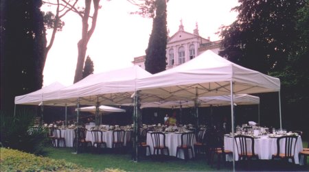 garden1.jpg (41354 byte)