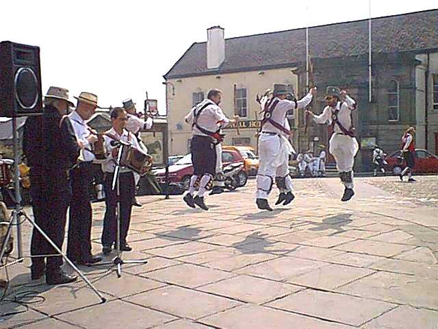 Picture of Wyre Forest Morris Men - Richmond Morris Ring Meeting - May 2000