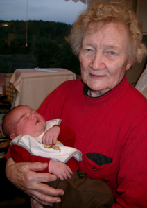 Moma & Mira.