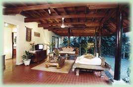 Open livingroom Frangipani Villa