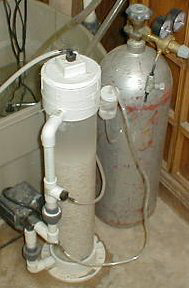 calciumreactorfin.jpg (14895 bytes)