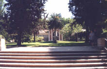 jardin.jpg (7853 bytes)