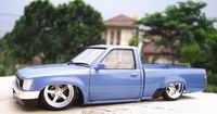Hilux Lowrider