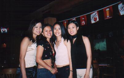 Us girls @ Peel Pub for Thanh's 20th Bday