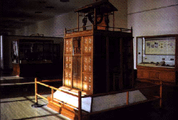 A11_1_4.gif (27362 bytes)